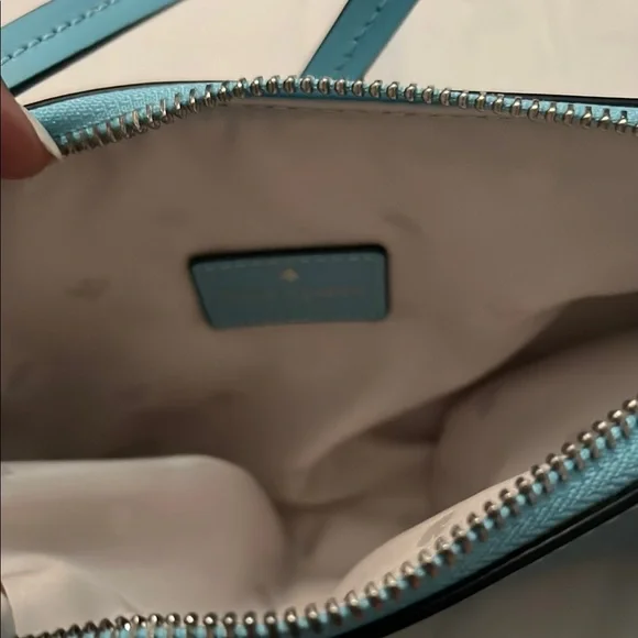 Kate Spade Ivy Street Amy Crossbody Bag with Adjustable Strap - Picture 3 of 3